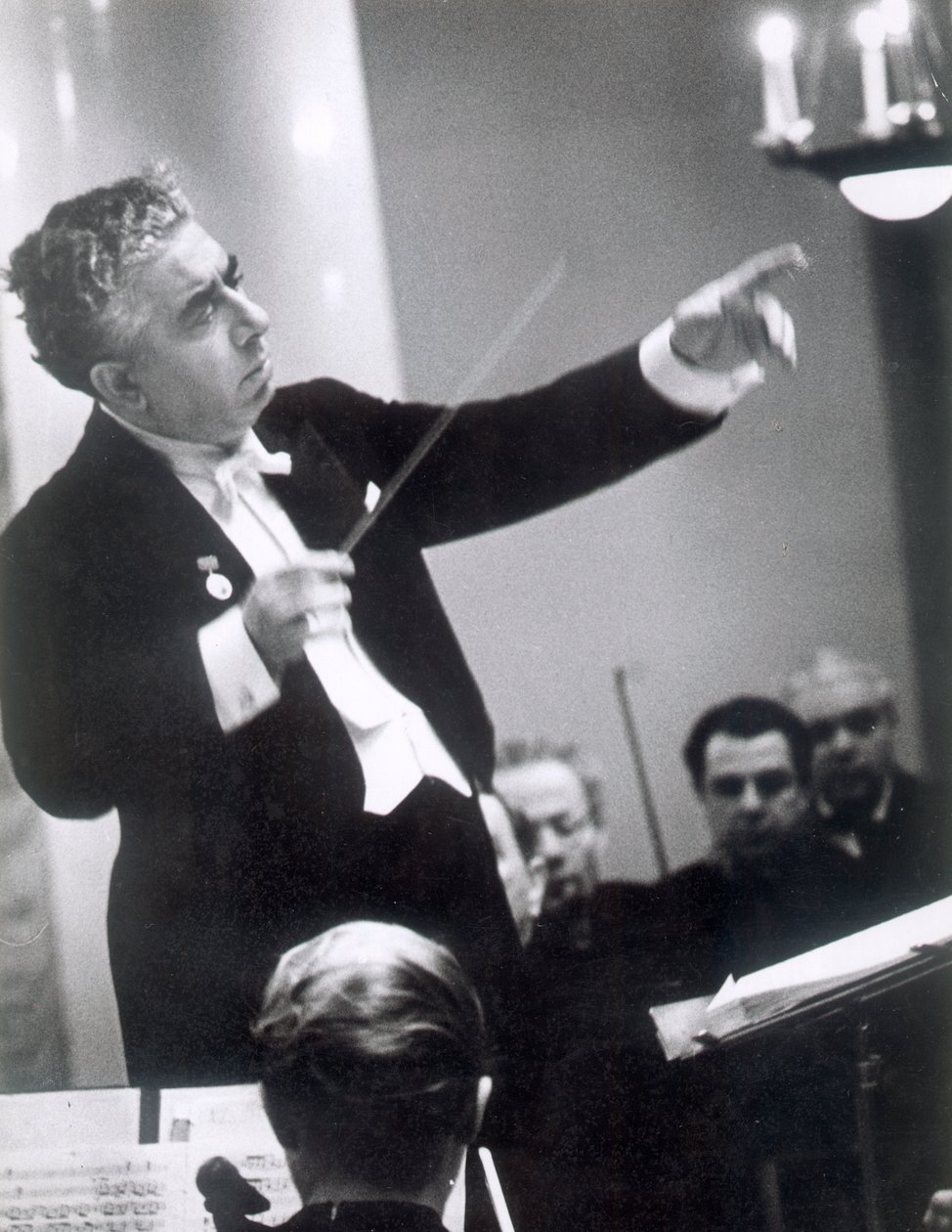 Aram Khachaturian, Sovyet-Ermeni besteci, 1960