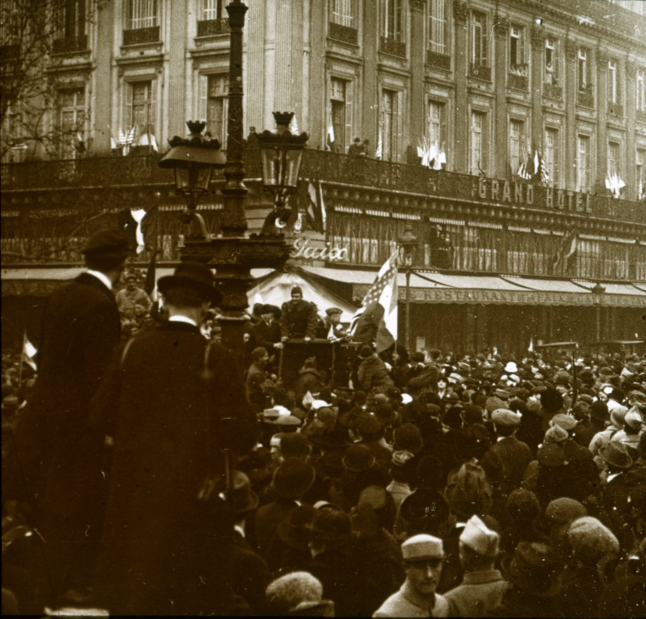 Ateşkes, Paris, 1918 by Unbekannt