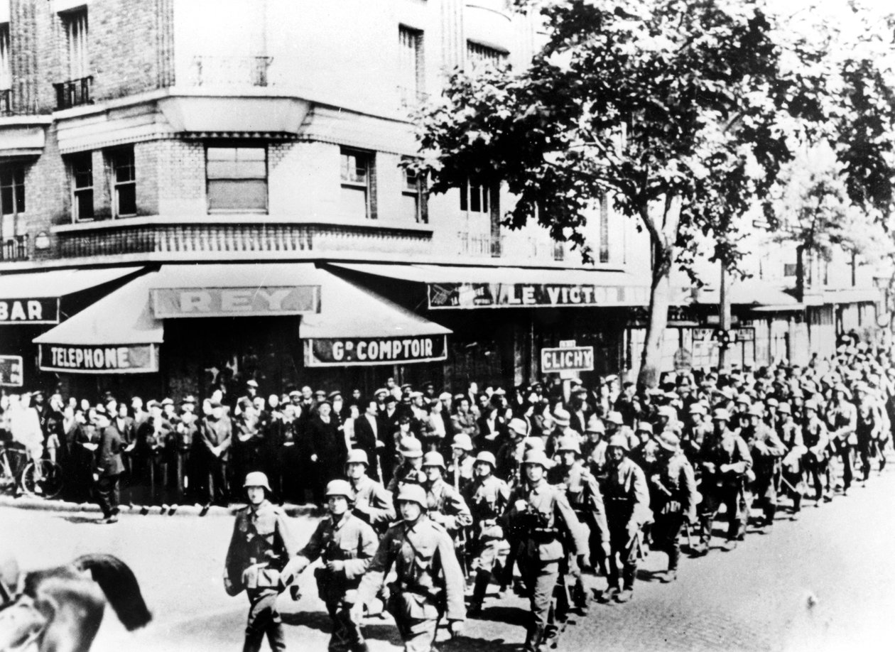 İlk Alman birliklerinin Paris