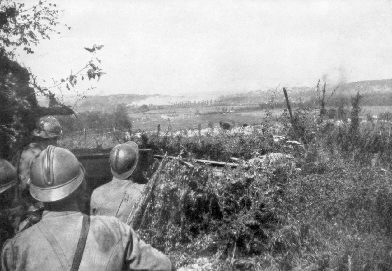 Bir ilerlemeden önce topçu barajı, Aisne, Fransa, 2 Eylül 1918 by Unbekannt