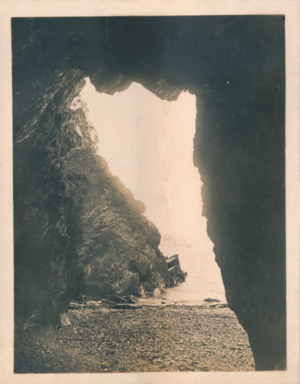 Atlantik Mağarası - Newquay, 1927 by Unbekannt