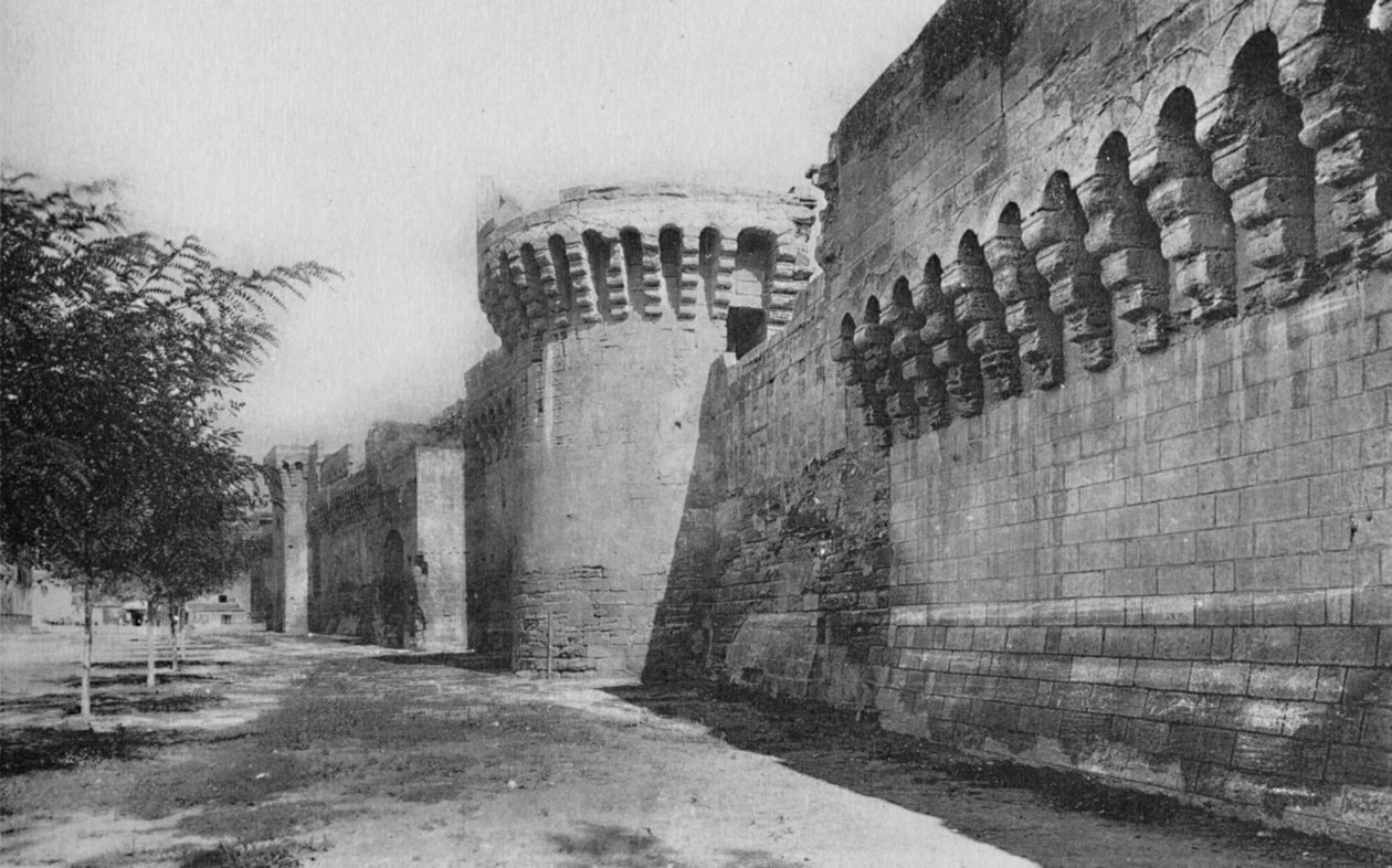 Avignon. - Surlar XIVe, c1925 by Unbekannt