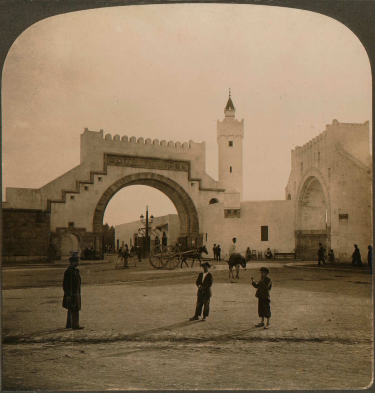 Bab Al Hadhra, Tunus, Tunus, 1901 by Unbekannt