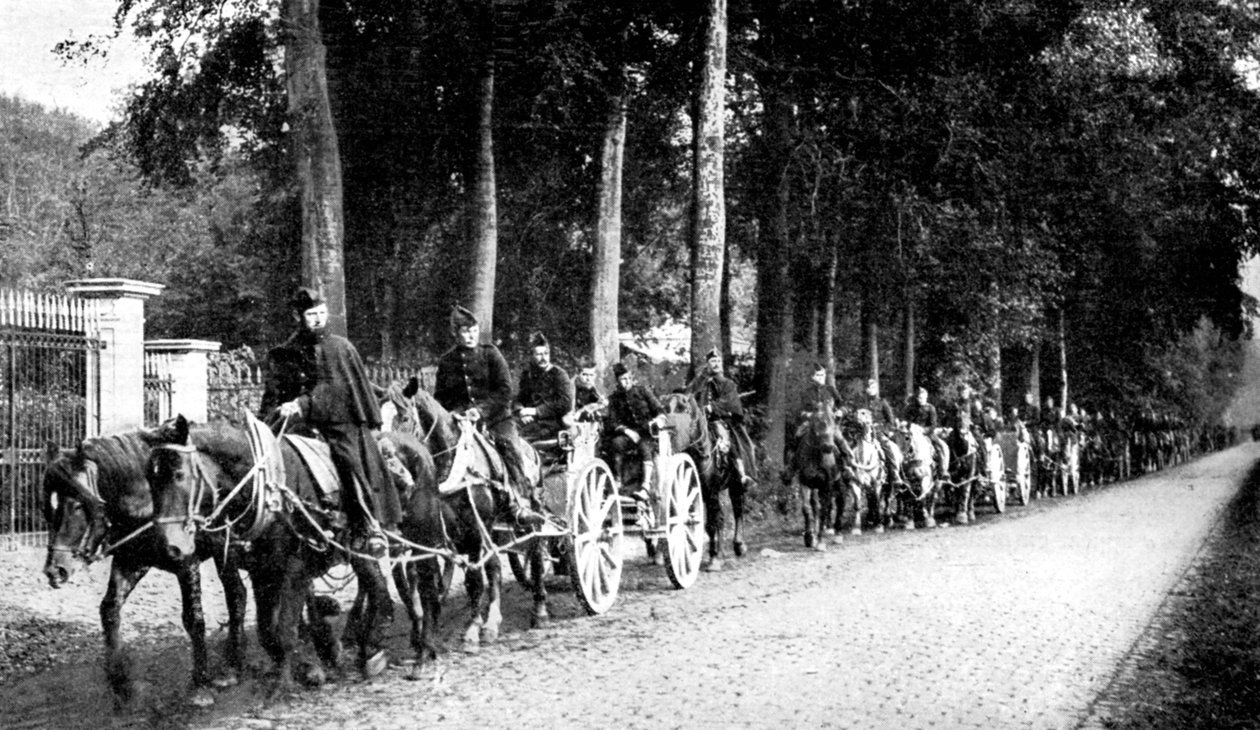 Alman Taube uçaklarından kaçan Belçikalı topçu, Birinci Dünya Savaşı, 1914 by Unbekannt