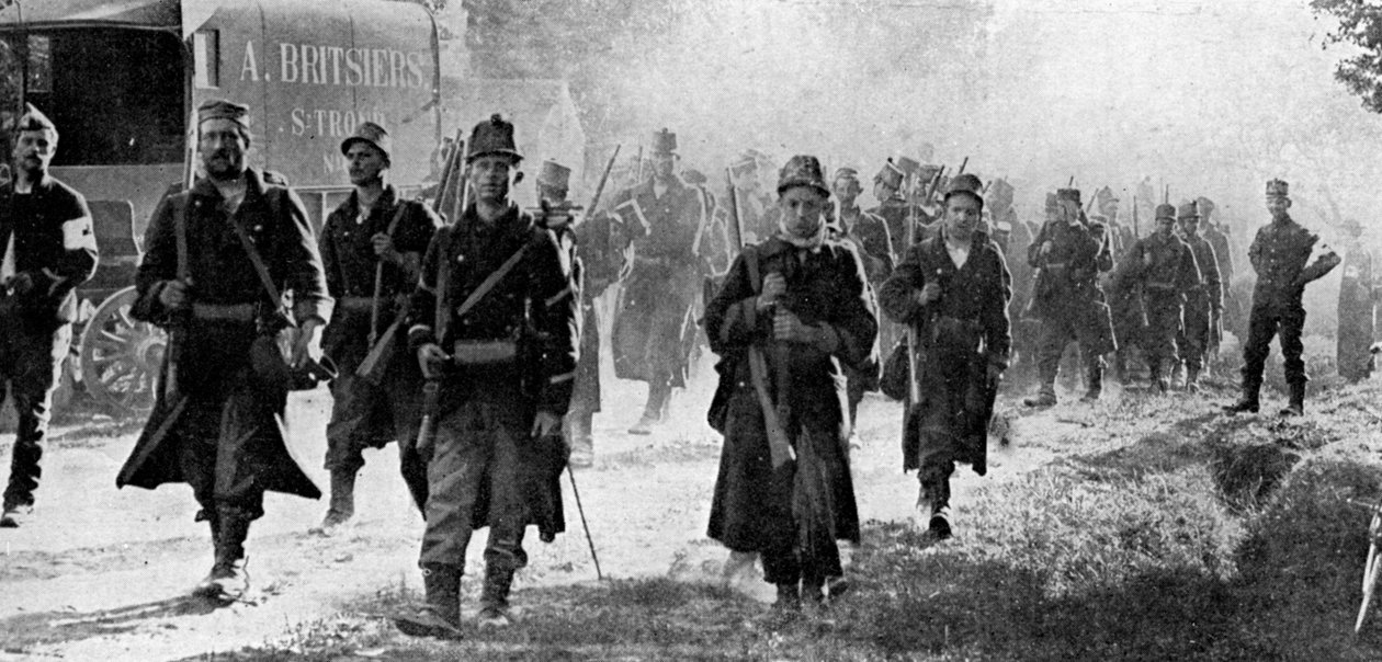 Belçika birlikleri savaş alanına yaklaşıyor, Birinci Dünya Savaşı, 1914 by Unbekannt
