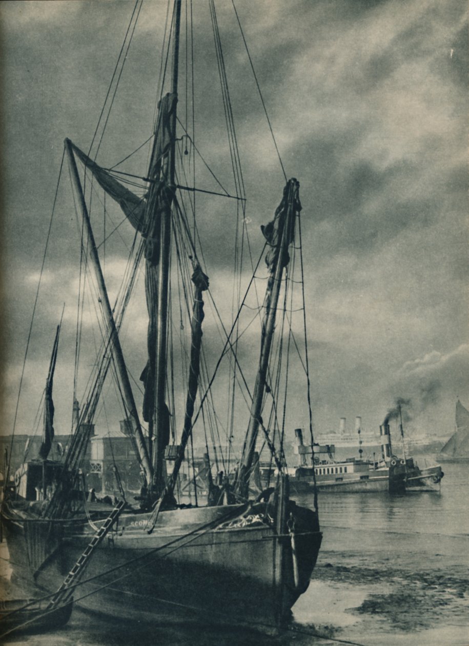 Köprülerin Altında, 1936 by Unbekannt