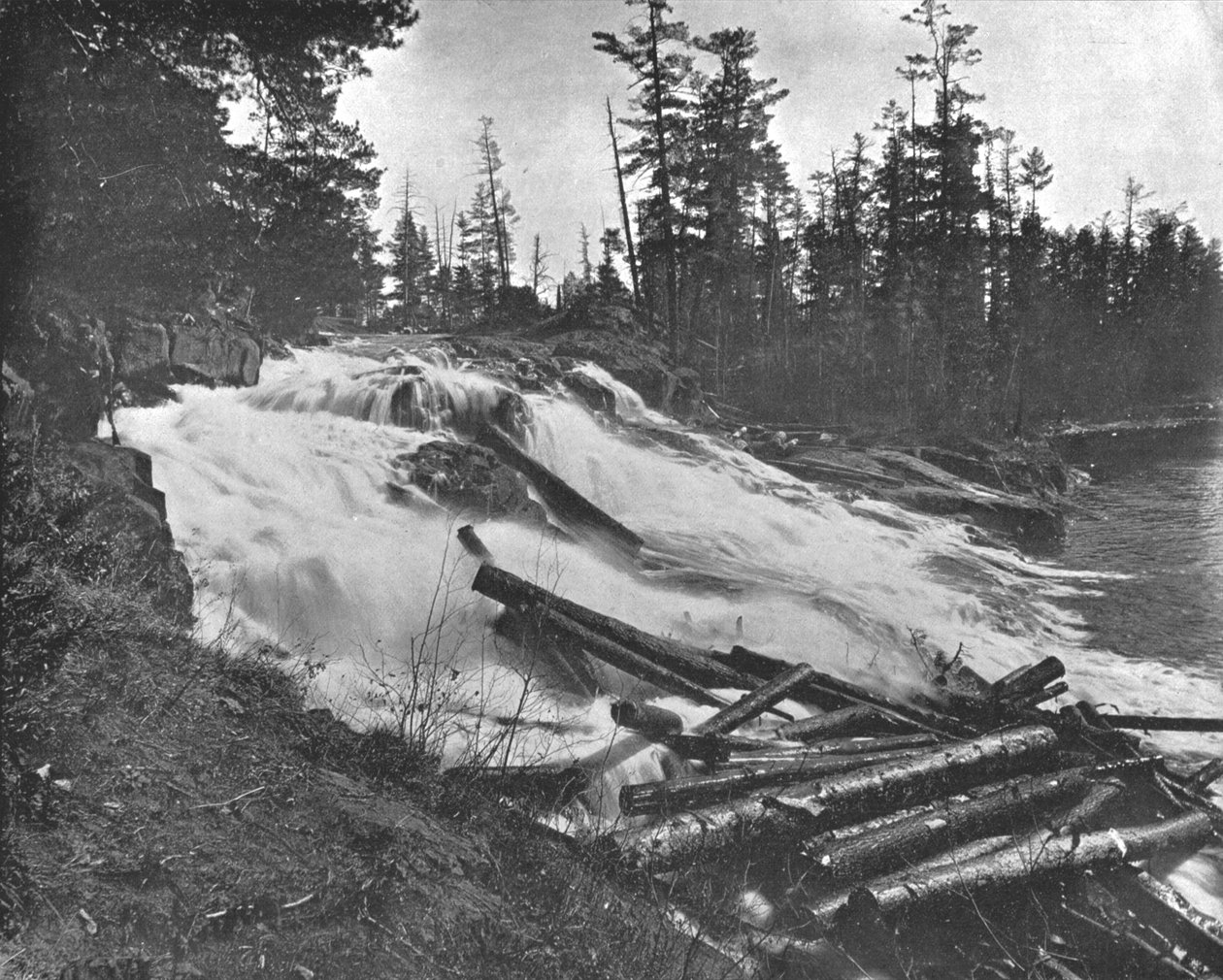 Big Falls, Peshtigo Nehri, Wisconsin, ABD, c1900. by Unbekannt