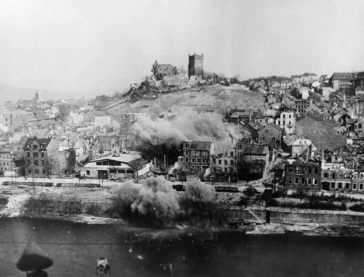 Bingen bombardımanı, Almanya, Mart 1945 by Unbekannt