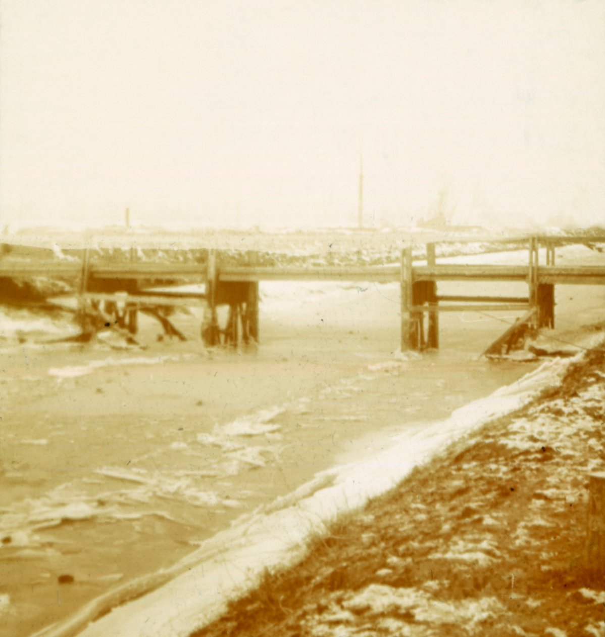 Poperinge Köprüsü, Flanders, Belçika, c1914-c1918 by Unbekannt