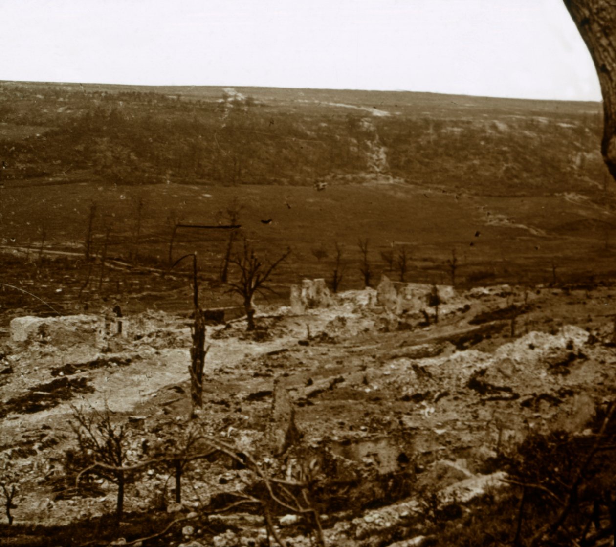 Chemin des Dames, kuzey Fransa, c1914-c1918. by Unbekannt