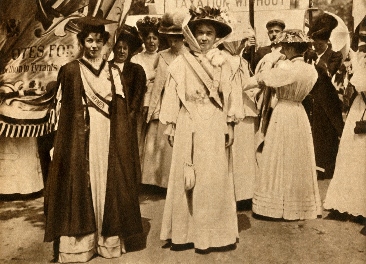 Christabel Pankhurst ve Emmeline Pethick-Lawrence, Hyde Park, Londra, 21 Haziran 1908, 1933. by Unbekannt