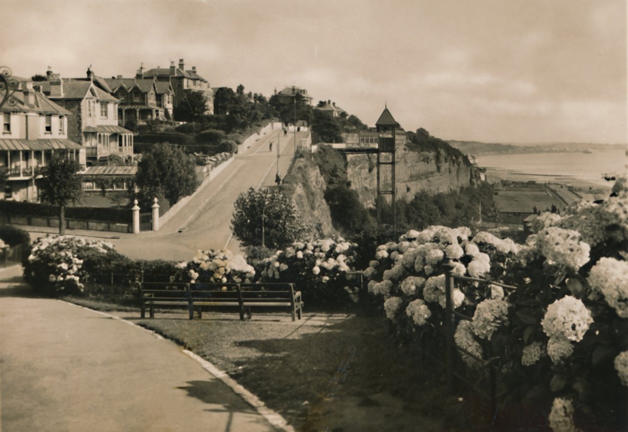 Cliff Road, Shanklin, I.W., c1920. by Unbekannt