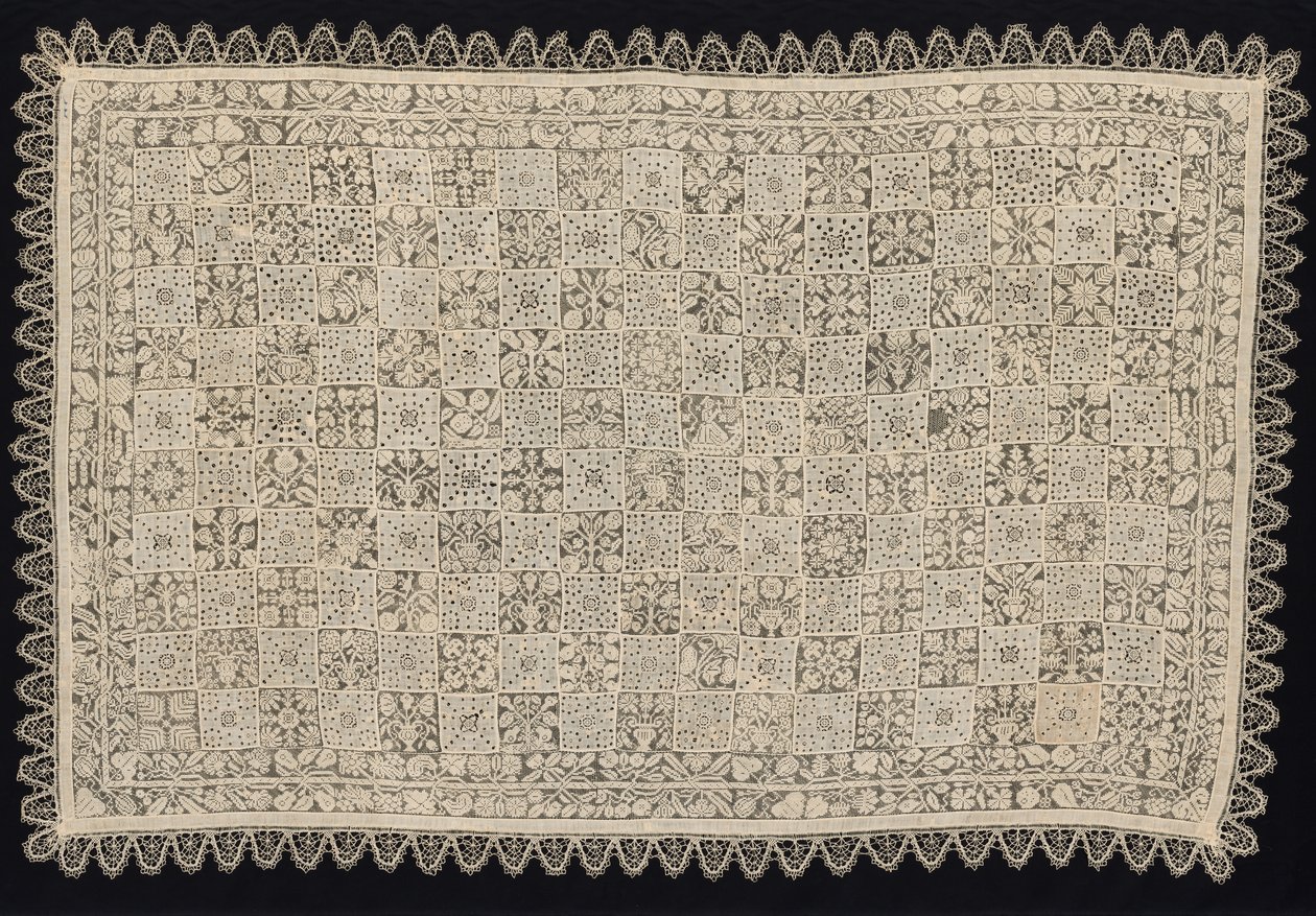 Etrafı Çiçek ve Bitkilerle Çevrili Haç Taşıyan Kadın Figürlü Kumaş..., 18.yy. by Unbekannt