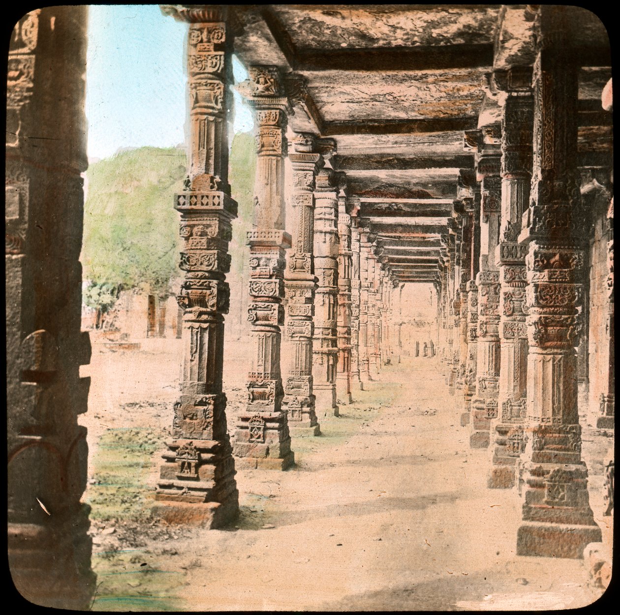 Colonnade, Delhi, Hindistan, 19. yüzyılın sonu veya 20. yüzyılın başı by Unbekannt