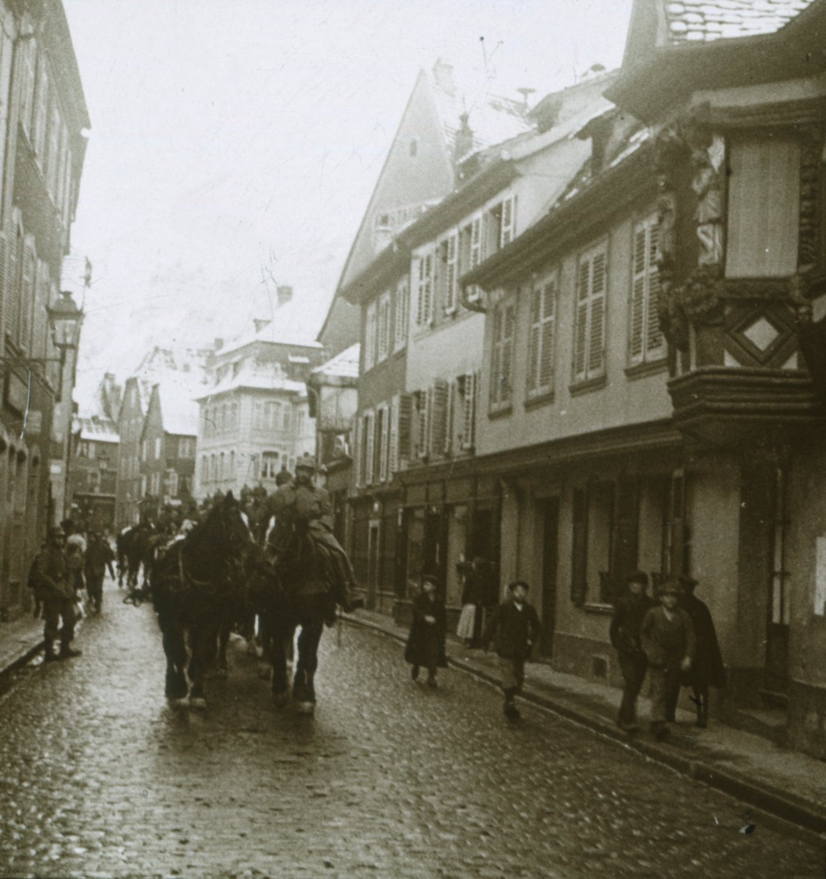 Alman askerlerinin sütunu, Ribeauvillé, Fransa, c1914-c1918 by Unbekannt