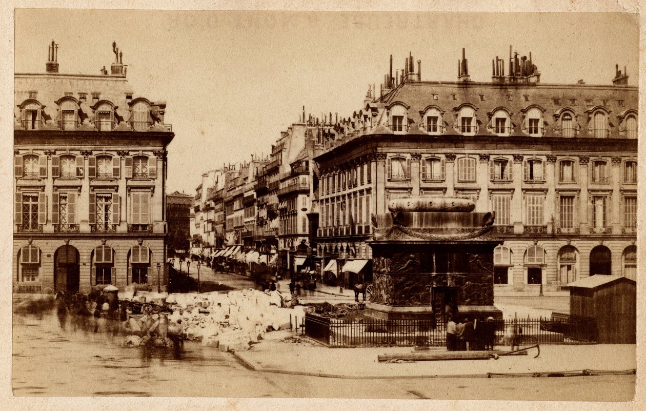Paris Komünü (1871), Place Vendome