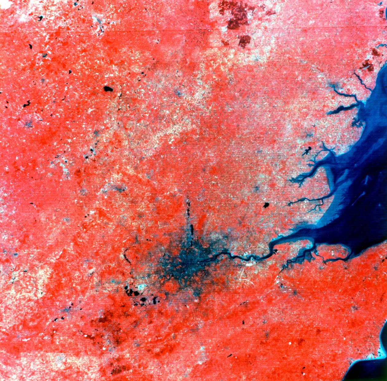 Landsat 2 tarafından çekilen Londra