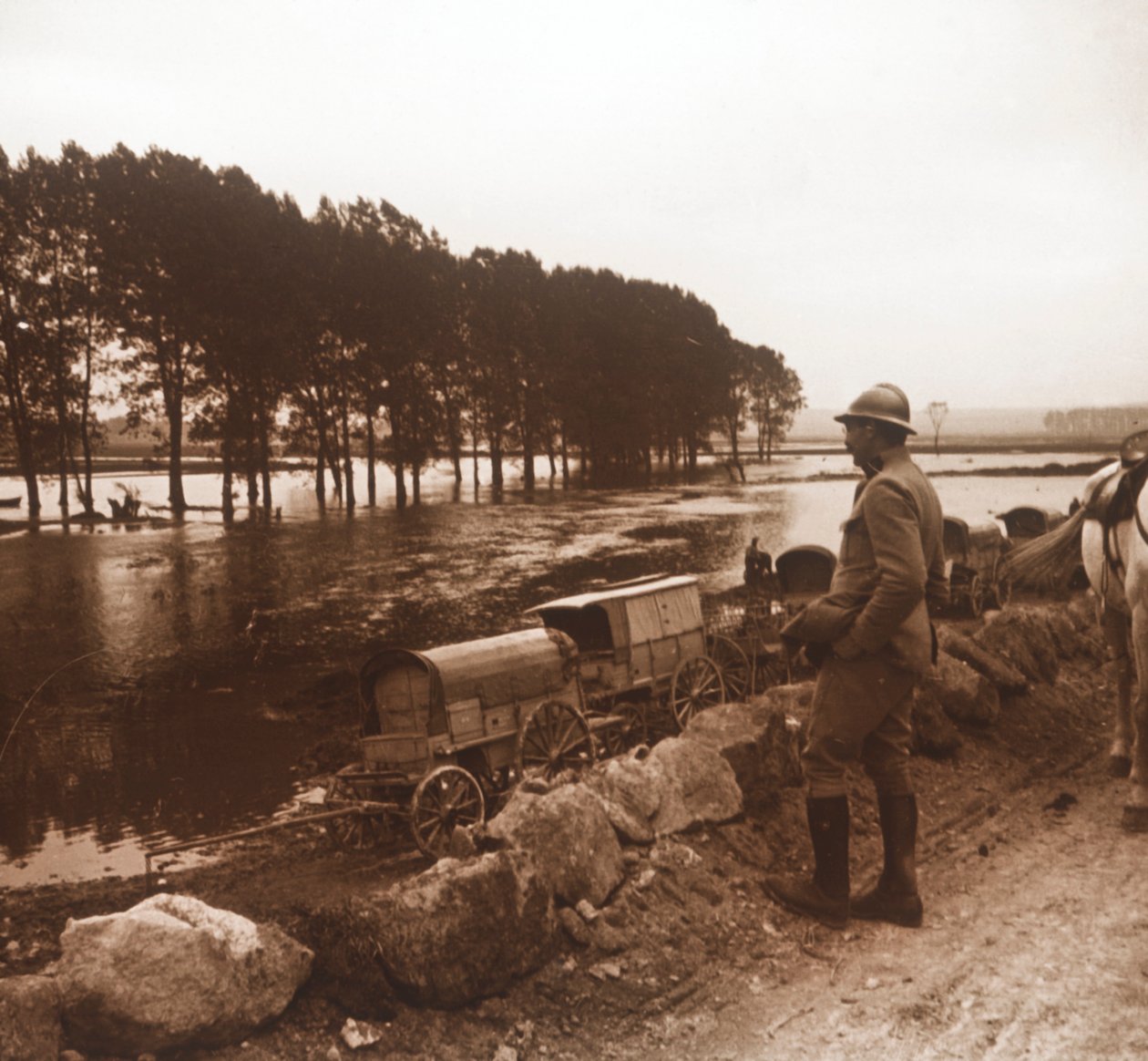 Hasarlı araçlar, Meuse, kuzey Fransa, c1914-c1918 by Unbekannt