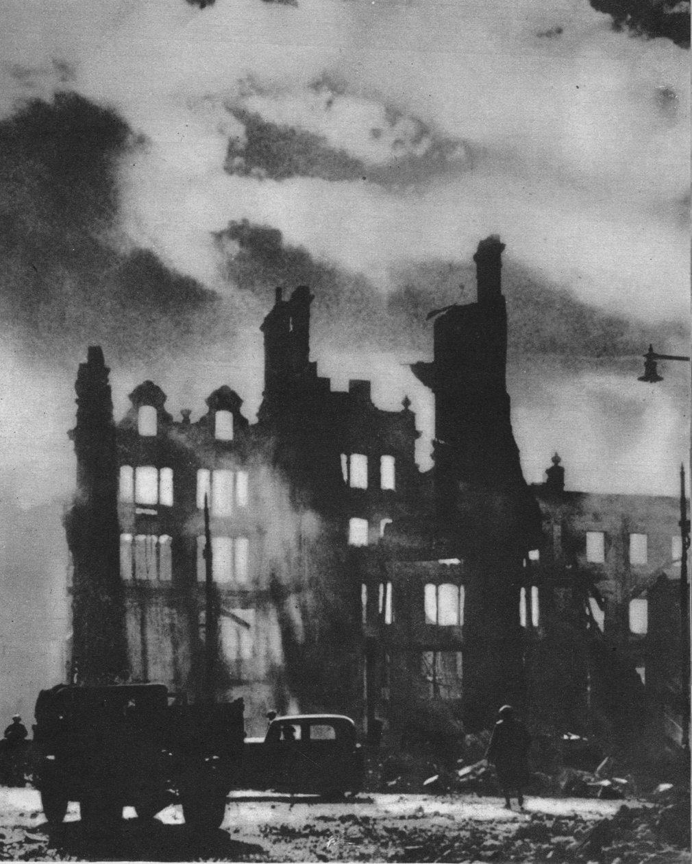 Dawn Breaks, 1941 1942