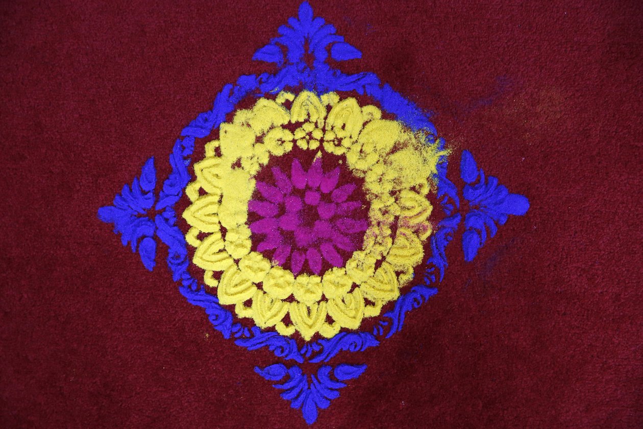 Diwali rangoli Shirdi Sai Baba tapınağında, Leicester. Birleşik Krallık by Unbekannt