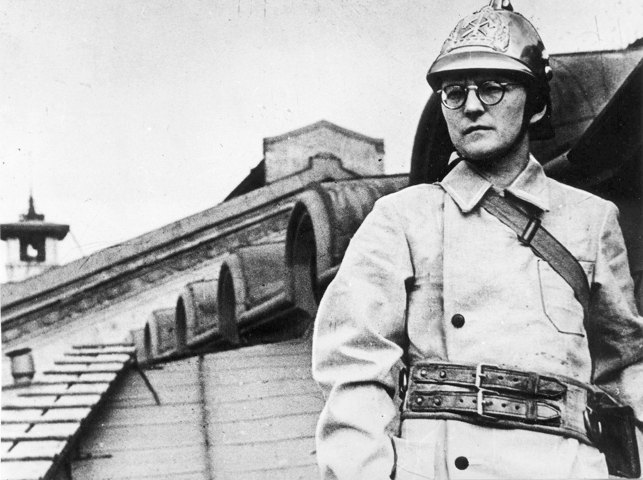 Dmitri Shostakovich, Rus besteci, Leningrad Kuşatması sırasında, SSCB, İkinci Dünya Savaşı, 1941 by Unbekannt