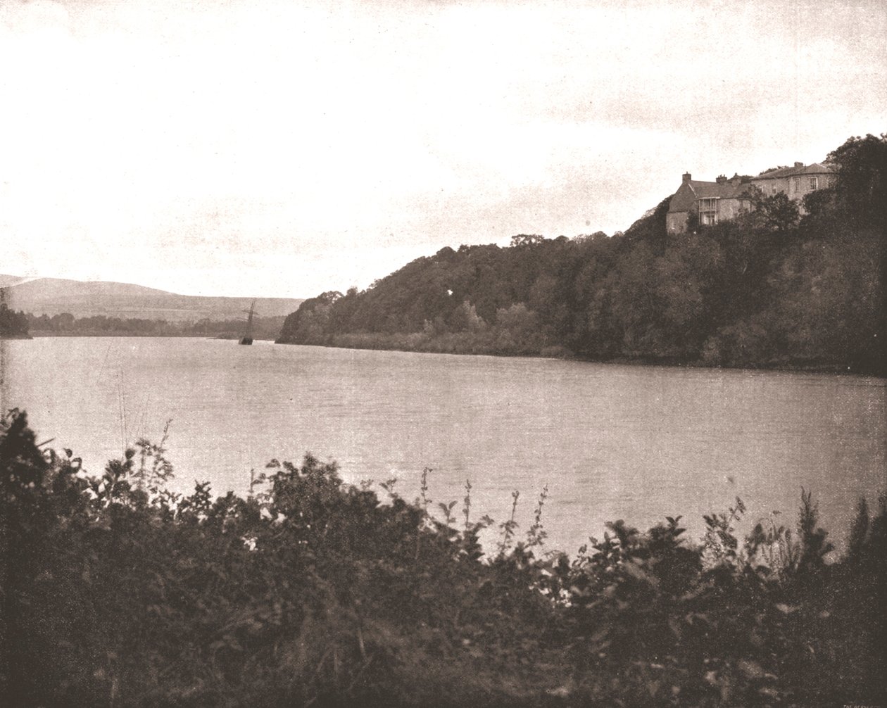 Dromana Kalesi, County Waterford, İrlanda, 1894. by Unbekannt