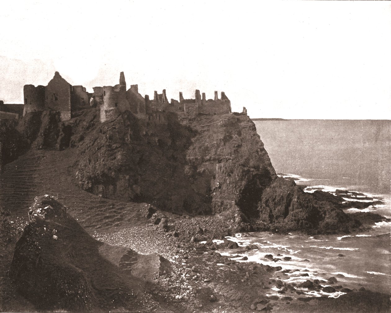 Dunluce Kalesi, Antrim Kontluğu, Kuzey İrlanda, 1894. by Unbekannt