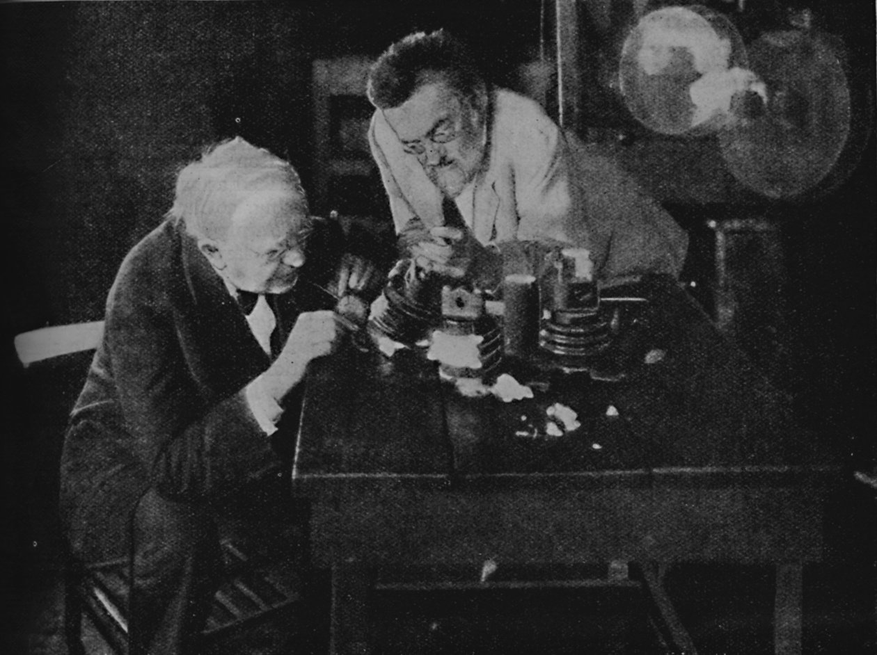 Edison ve Steinmetz Başarıya Ulaşmak İçin Güçlerini Birleştirdi, 1922, c1925 by Unbekannt