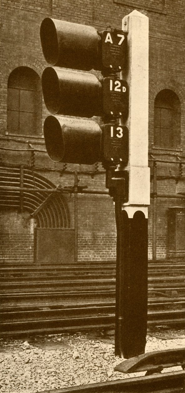 Elektrik Lambası Sinyalleri, Gündüz Kullanımı İçin Gölgeli, Baker Street İstasyonunda, Metropolitan Demiryolu, 193 by Unbekannt