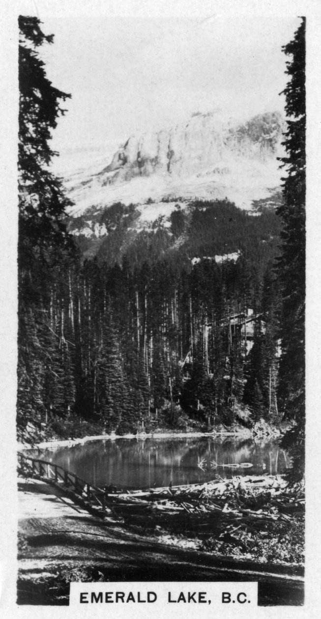 Field, British Columbia, Kanada, c1920s yakınlarındaki Emerald Lake by Unbekannt