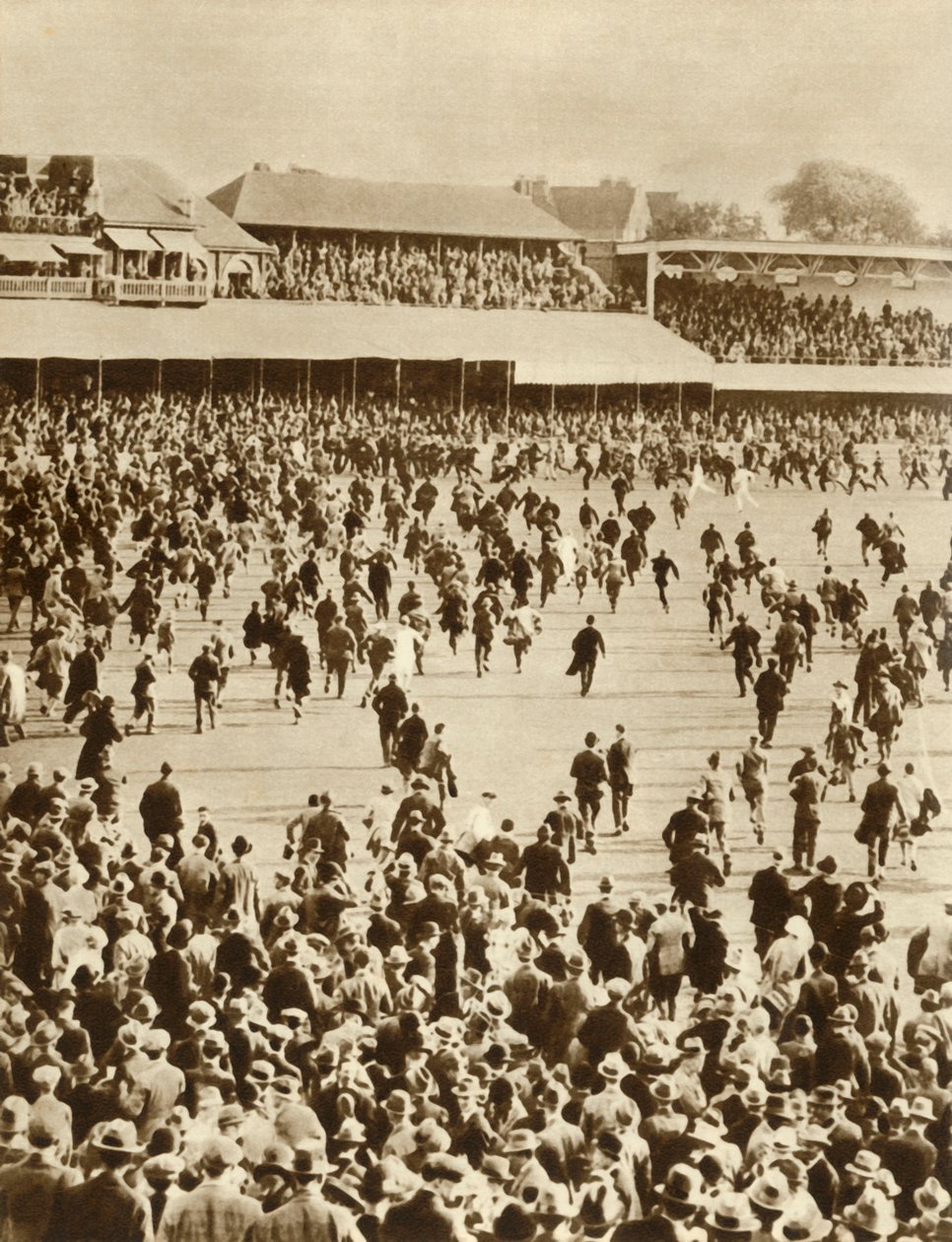 İngiltere, Avustralya, Oval Kriket Sahası, Londra, 1926, 1935