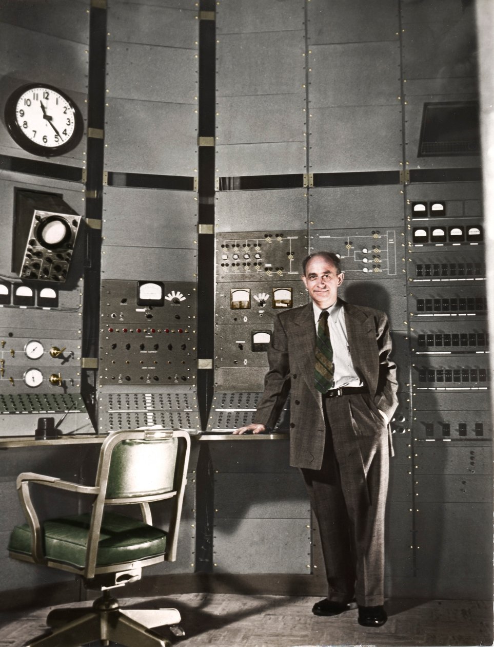 Enrico Fermi, İtalyan asıllı Amerikalı nükleer fizikçi, c1942 by Unbekannt