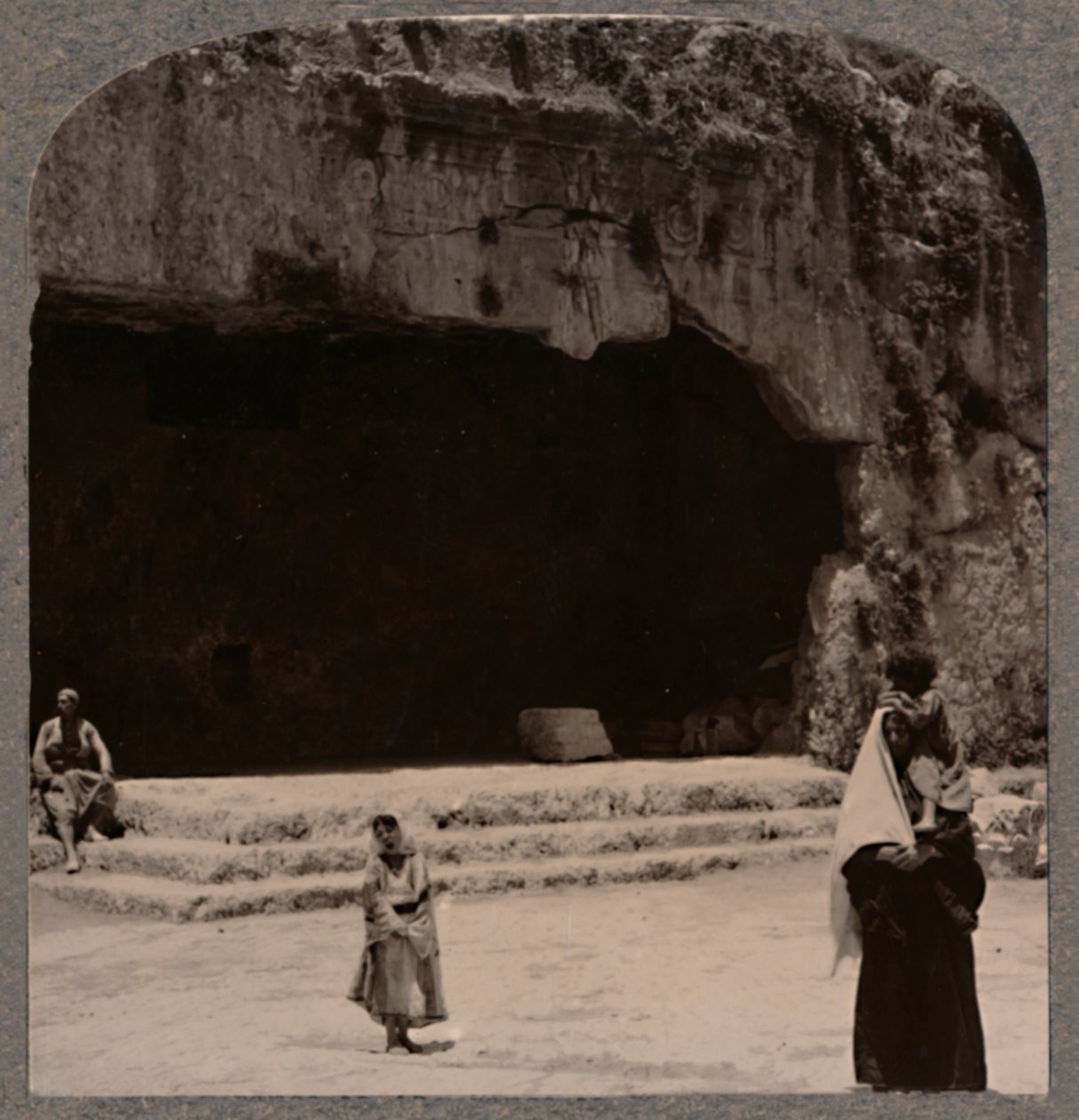 Yargıçların Mezarlarına Giriş, c1900 by Unbekannt