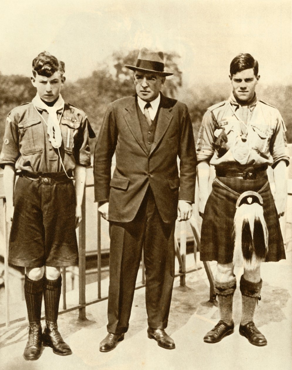 Ernest Shackleton, James Marr ve Norman Mooney ile birlikte, 1921, 1935. by Unbekannt