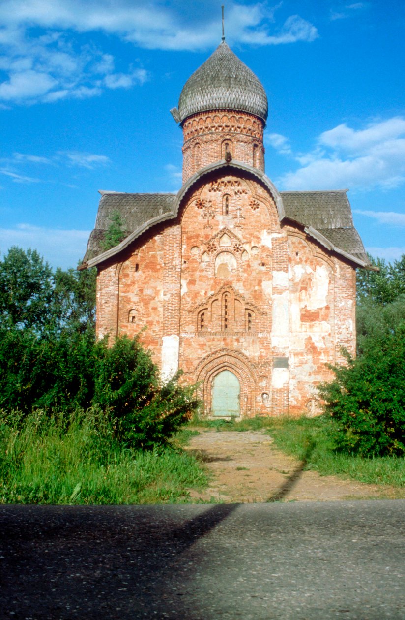 Bir kilisenin dış cephesi, Novgorod, Rusya by Unbekannt