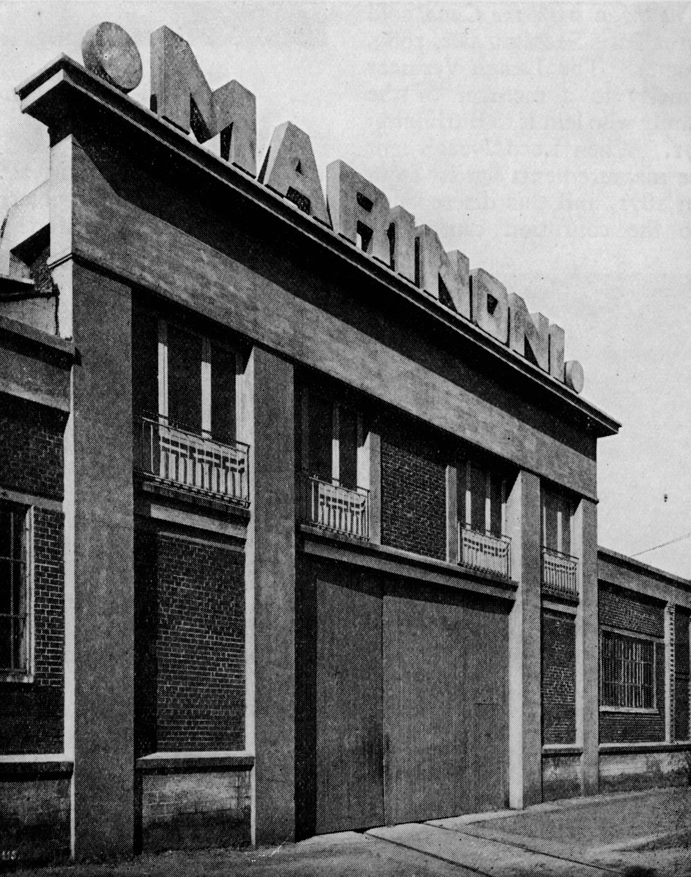 Atölyelerin Cephesi Marinoni, Montataire Oise mimarları, Perret Freres, c1928 by Unbekannt