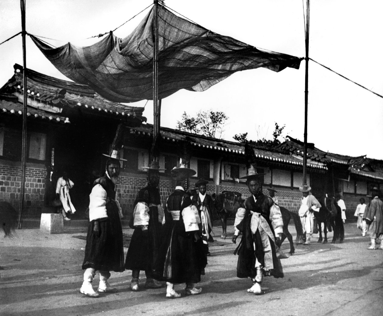 Japonya İmparatoru onuruna festival, Kore, 1900 by Unbekannt