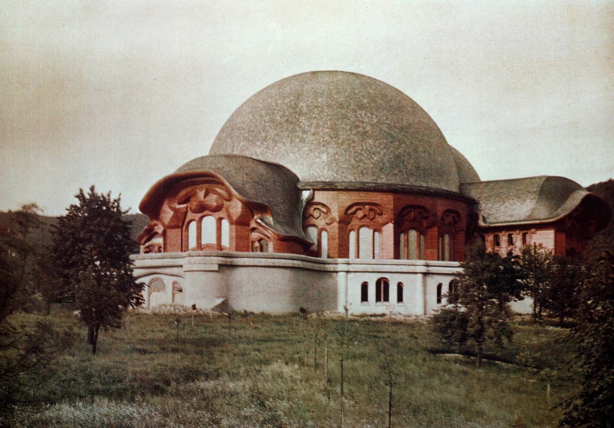 İlk Goetheanum, önden güney görünümü, Dornach, İsviçre, 1922 by Unbekannt