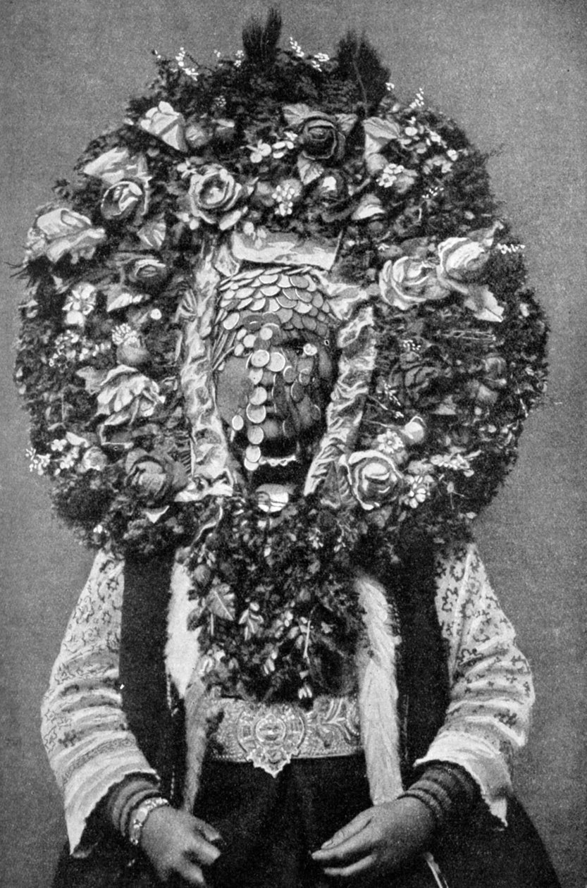 Bulgar gelinin çiçekli maskesi, 1922 by Unbekannt