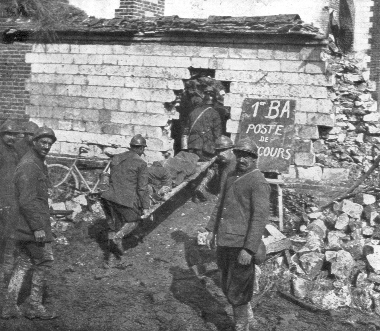 Moreuil yakınlarındaki Fransız sahra hastanesi, Picardy, Fransa, 1918 by Unbekannt