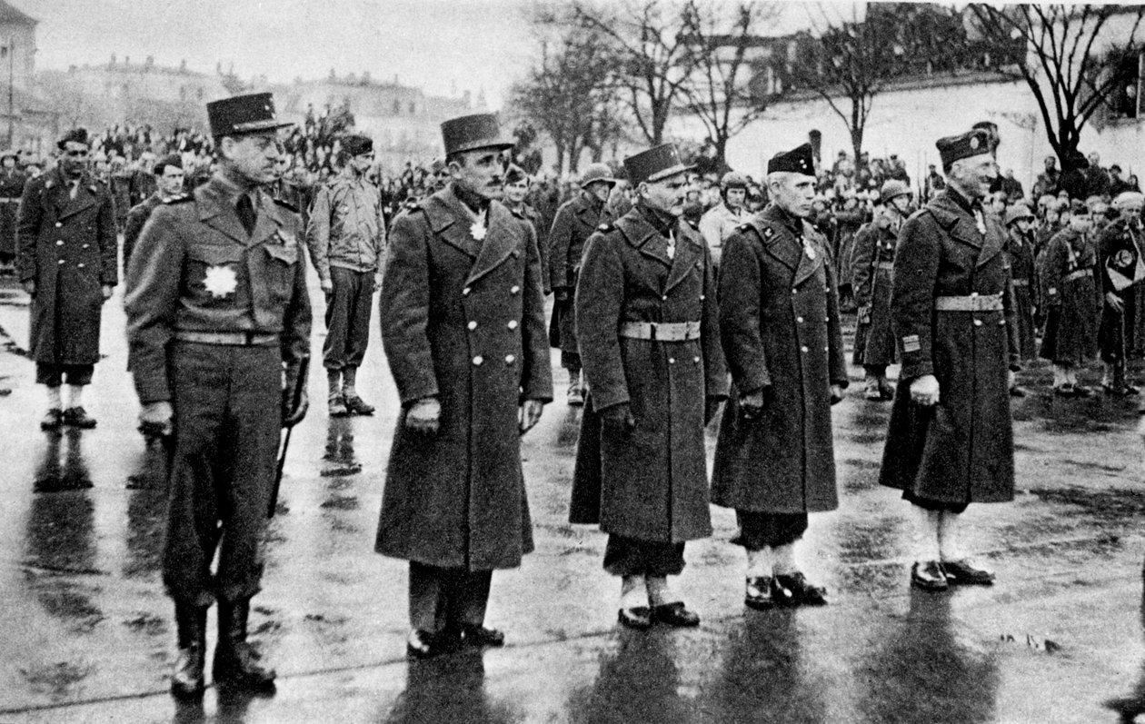 Fransız askerleri Legion dHonneur, Mulhouse, Fransa, 10 Şubat 1945 by Unbekannt