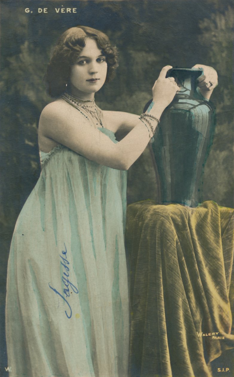 G. De Vere, c1880-1950, c1930. by Unbekannt