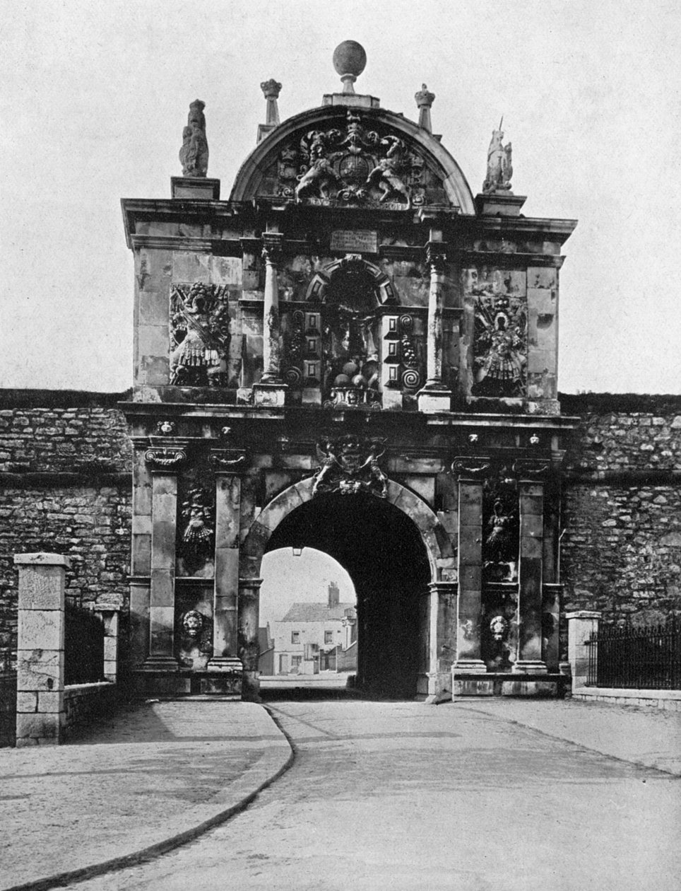 Kale Kapısı, Plymouth, Devon, 1924-1926 by Unbekannt