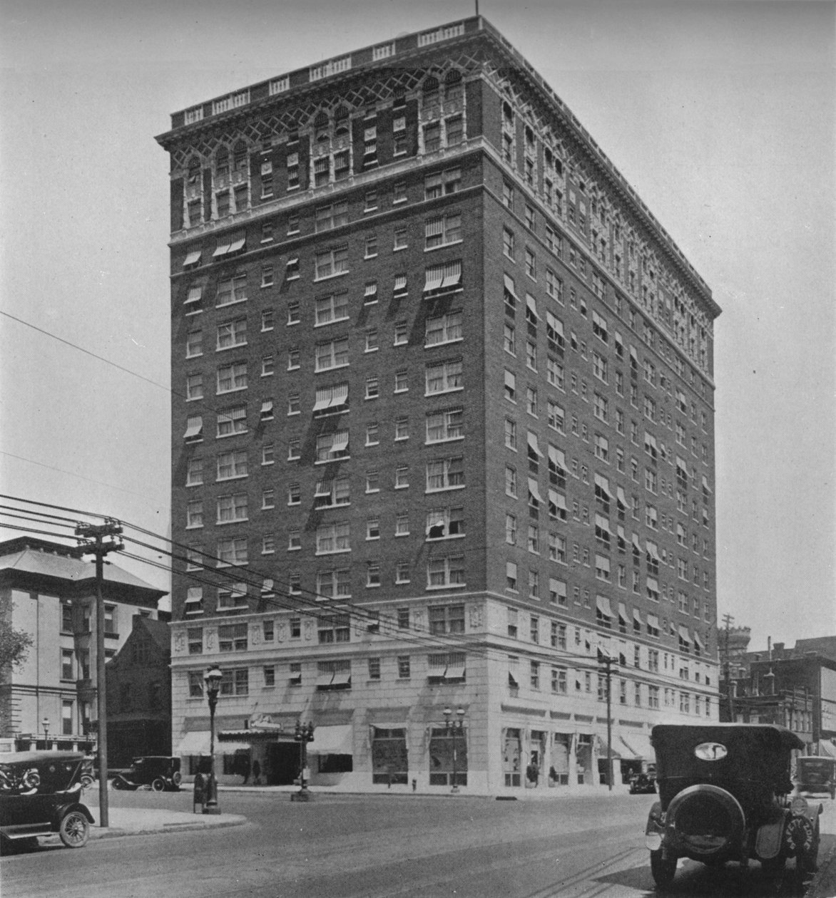 Genel dış görünüm, Melbourne Hotel, St Louis, Missouri, 1924. by Unbekannt