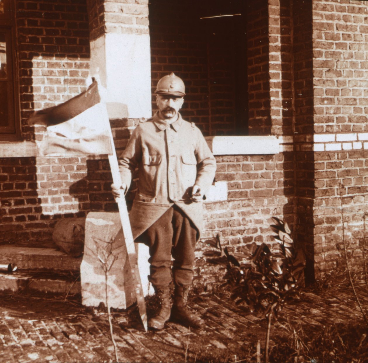 Alman flamaları, Carency, kuzey Fransa, c1914-c1918. by Unbekannt