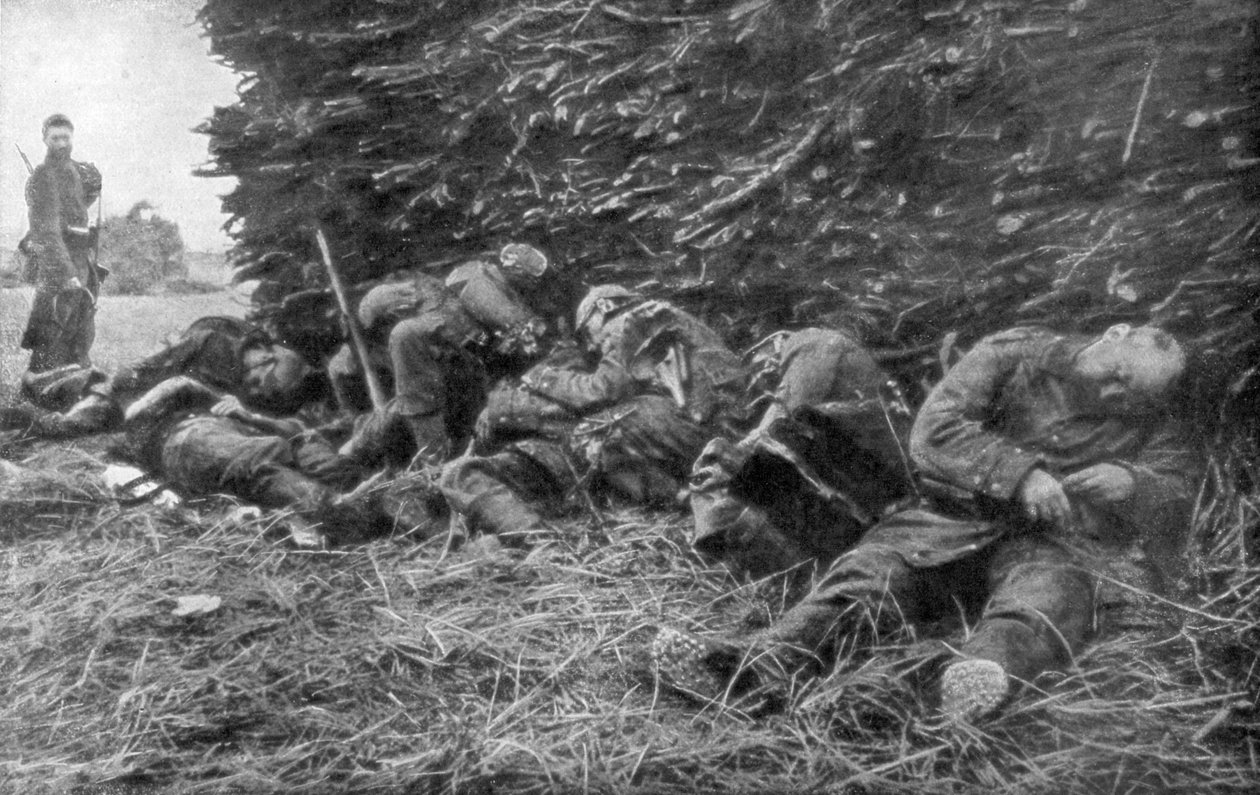 Topçu ateşiyle öldürülen Alman askerleri, 1. Marne Muharebesi, Fransa, 5-12 Eylül 1914 by Unbekannt