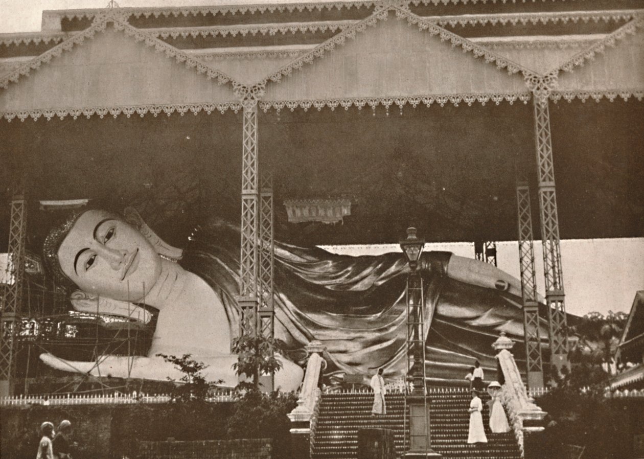 Devasa Yatan Buda Figürü, Pegu, 1900. by Unbekannt