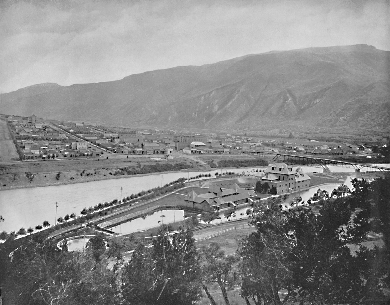 Glenwood Springs ve Banyo Evi, Colorado, c1897. by Unbekannt