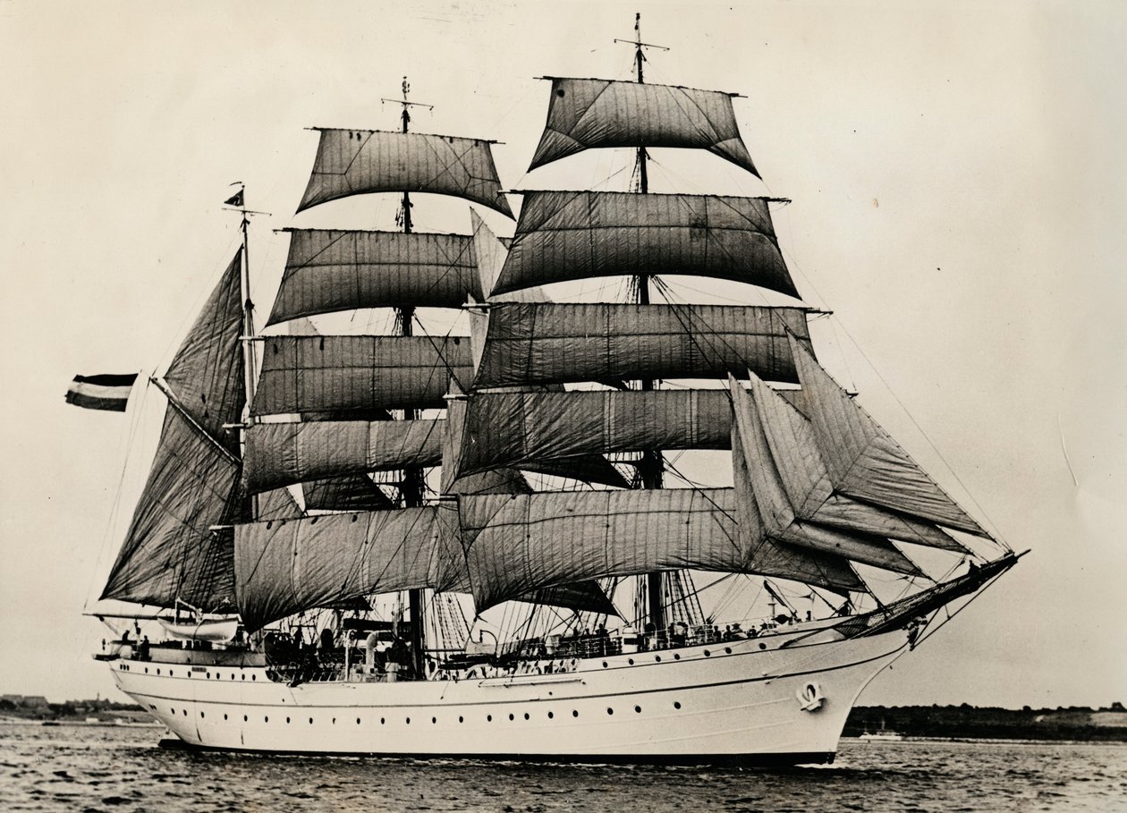 Gorch Fock, 1933 tam yelken altında ilk kez by Unbekannt