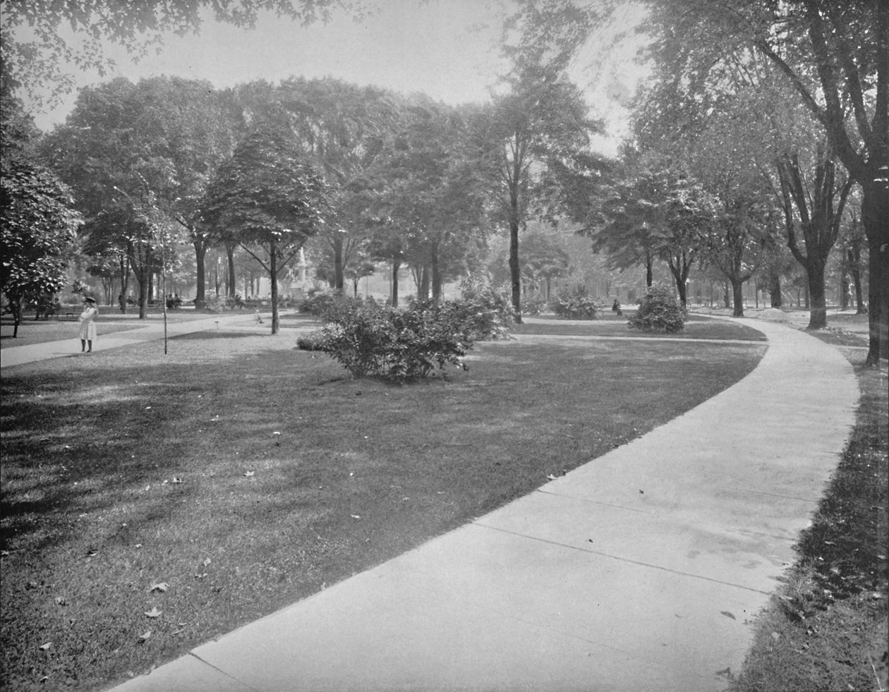 Grand Circus Park, Detroit, Michigan, c1897. by Unbekannt